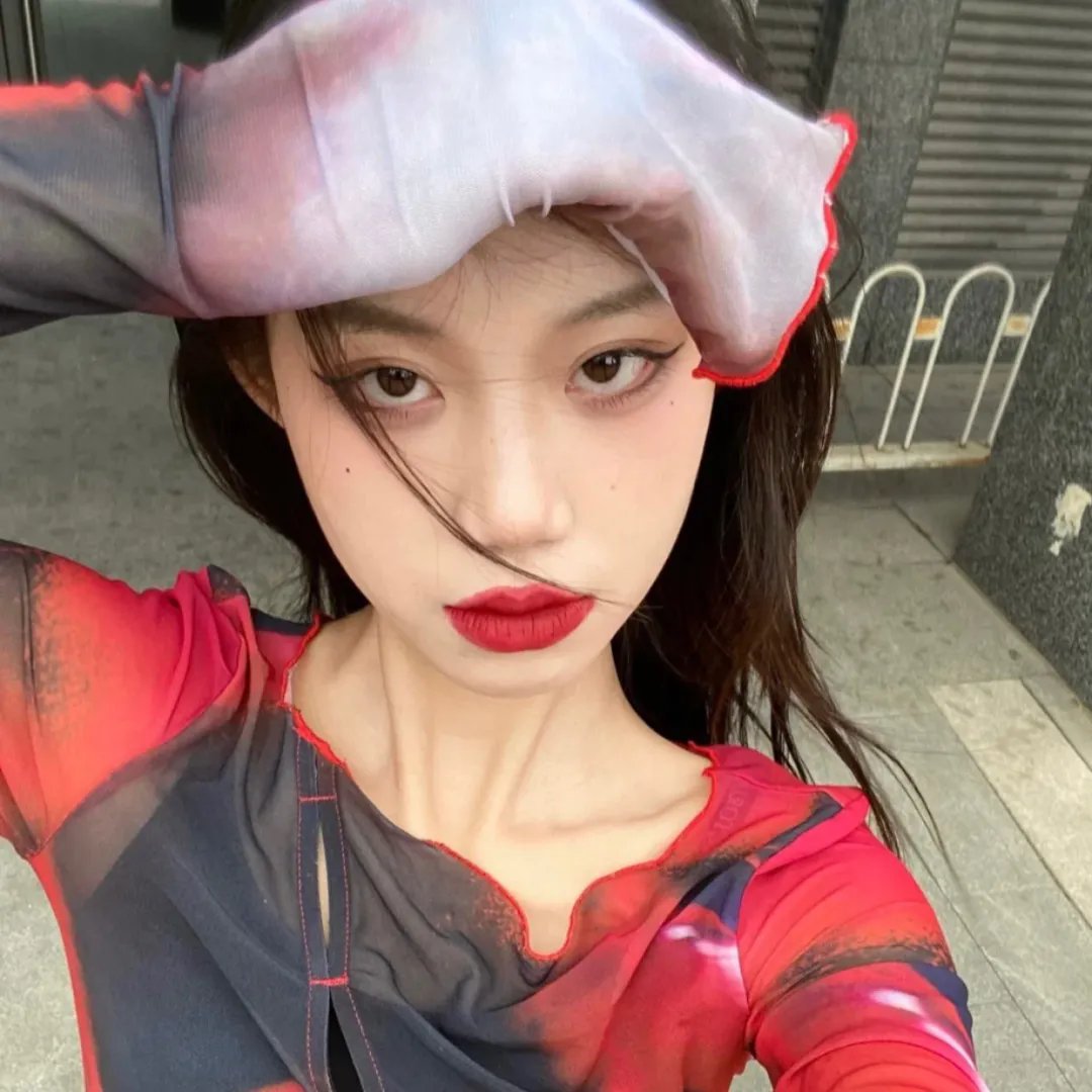 女高中生给你做饭了